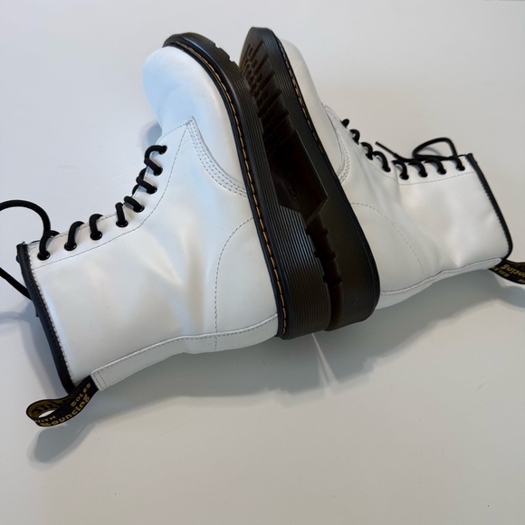 Dr. Martens 1460Y Combat Boots Women Size 6 Zipper Up Leather Bouncing Sole - Picture 5 of 14